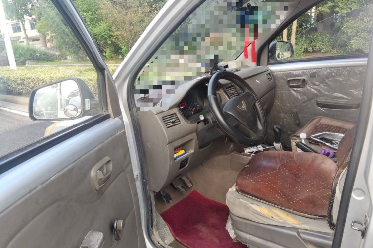 Used Wuling Rongguang V 2019 1.5L Van - Utility Model Driver Seat