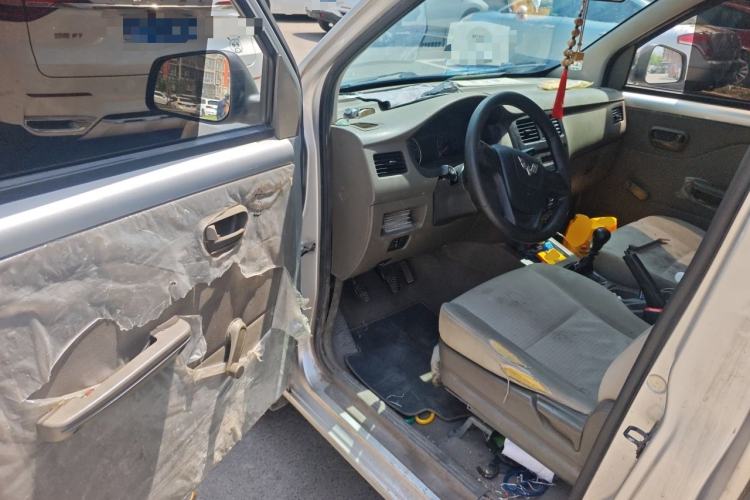 Used Wuling Rongguang V 2019 1.5L Practical Model China VI LAR Driver Seat
