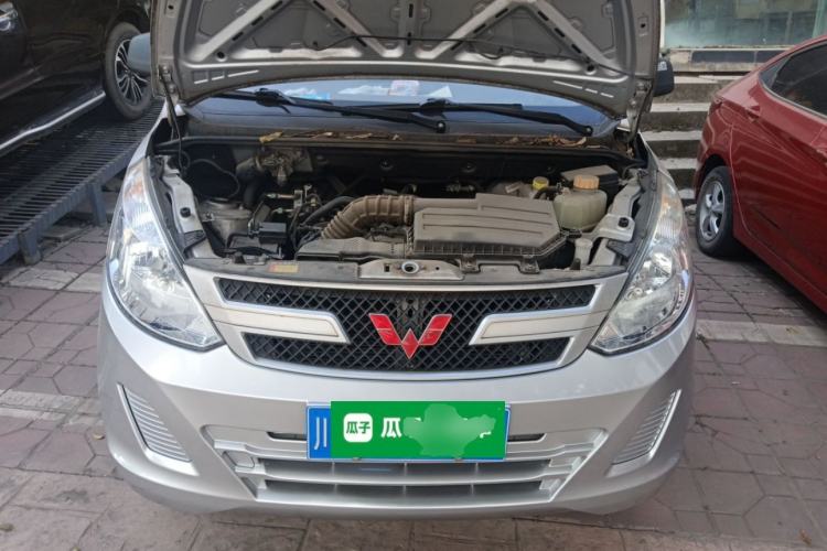 Used Wuling Rongguang V 2019 1.5L Window-Sealed Utility Model China VI LAR Engine Bay