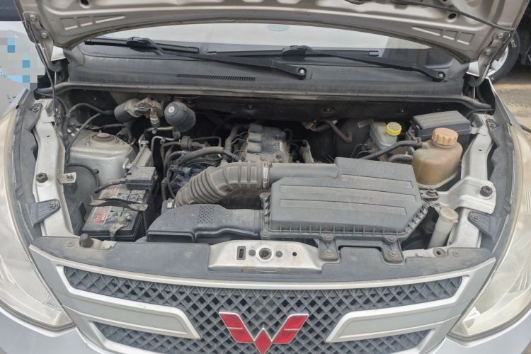 Used Wuling Rongguang V 2019 1.5L Van - Utility Model Engine Bay