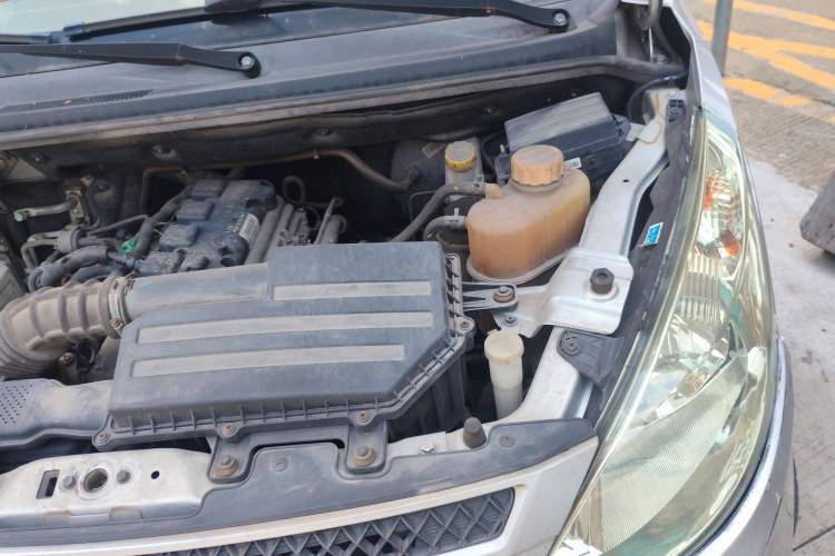 Used Wuling Rongguang V 2019 1.5L Van - Utility Model Engine Bay Left