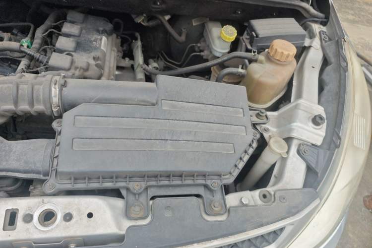 Used Wuling Rongguang V 2019 1.5L Van - Utility Model Engine Bay Left