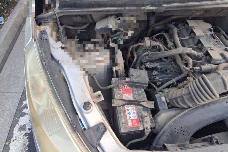 Used Wuling Rongguang V 2019 1.5L Van - Utility Model Engine Bay Right