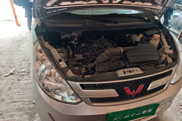 Used Wuling Rongguang V 2019 1.5L Practical Model China VI LAR Engine Bay Right