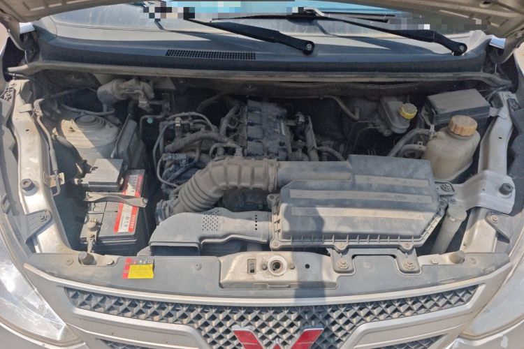 Used Wuling Rongguang V 2019 1.5L Practical Model China VI LAR Engine Bay
