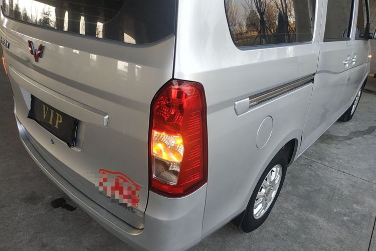Used Wuling Rongguang V 2019 1.5L Standard Version China VI LAR Exterior 6