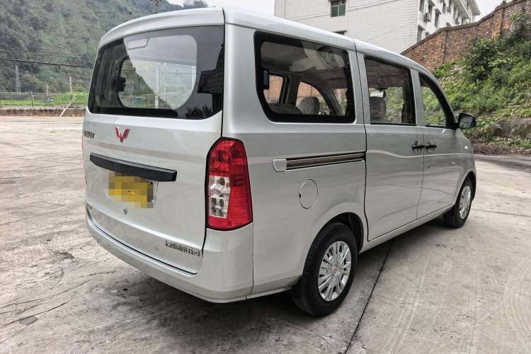 Used Wuling Rongguang V 2019 1.5L Practical Model China VI LAR Exterior 7