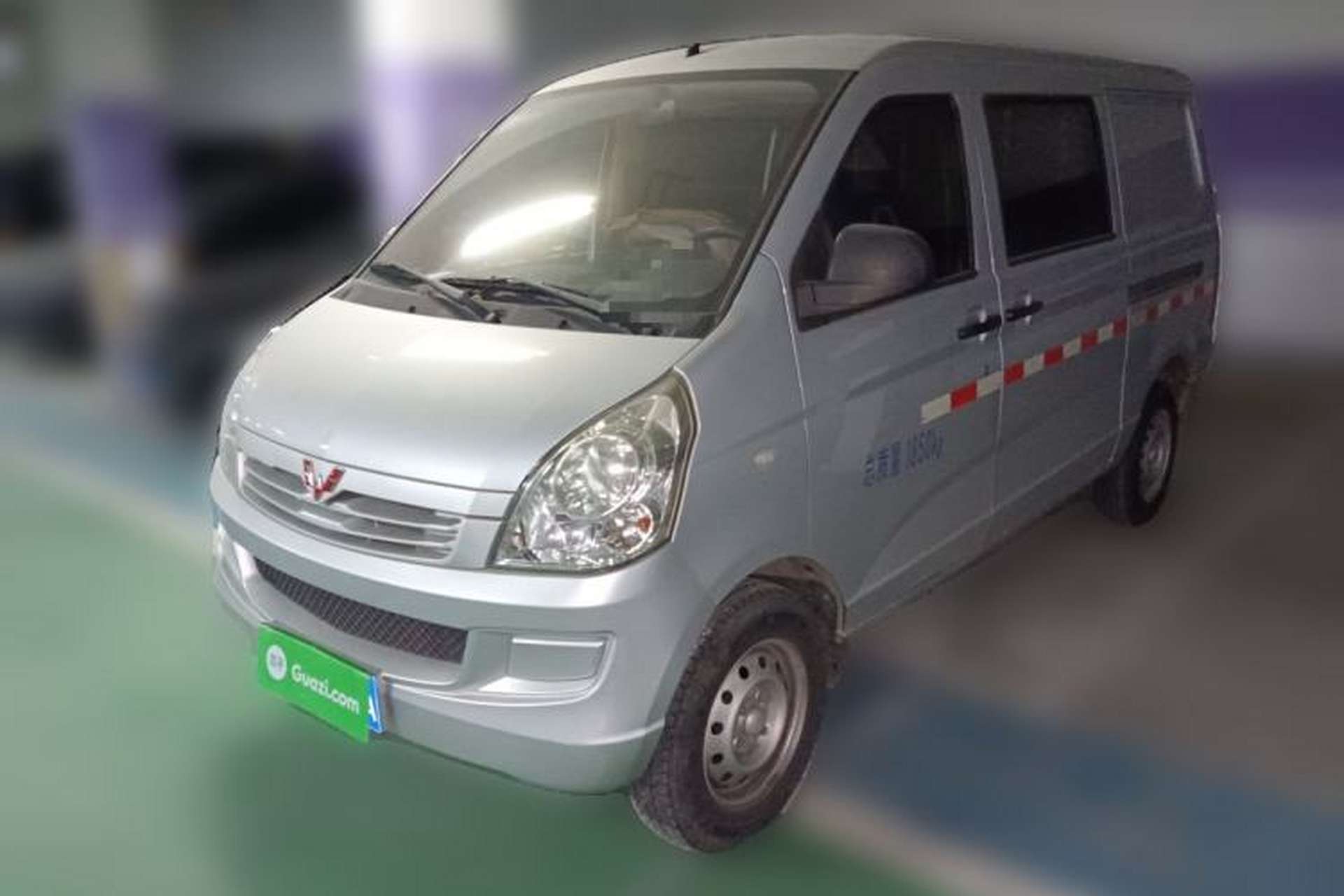 Used Wuling Rongguang V 2019 1.2L Van Utility Model Front Left 45 Deg