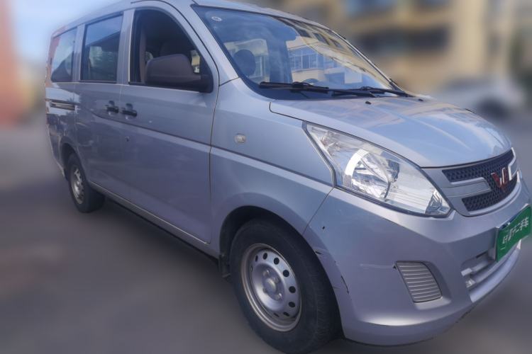 Used Wuling Rongguang V 2019 1.5L Practical Model China VI LAR Front Right 45 Deg
