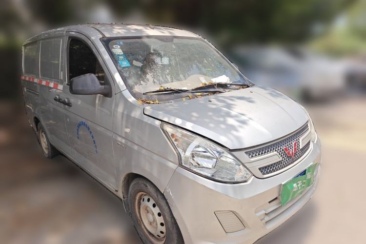 Used Wuling Rongguang V 2019 1.5L Van - Utility Model Front Right 45 Deg