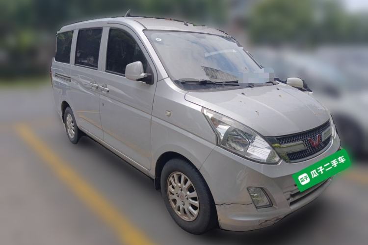 Used Wuling Rongguang V 2019 1.5L Standard Version China VI LAR Front Right 45 Deg