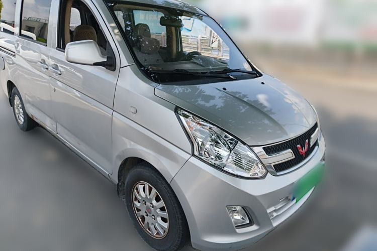 Used Wuling Rongguang V 2019 1.5L Standard Version China VI LAR Front Right 45 Deg