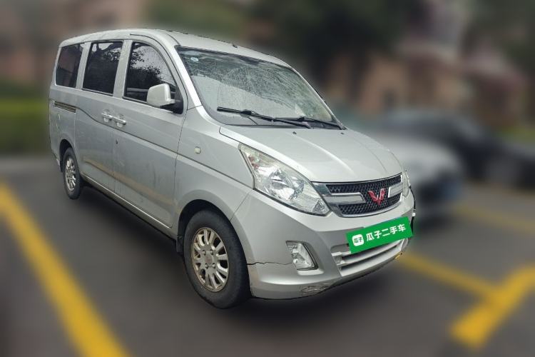 Used Wuling Rongguang V 2019 1.5L Standard Version China VI LAR Front Right 45 Deg