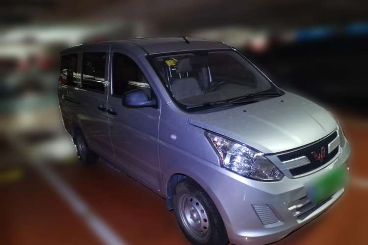 Used Wuling Rongguang V 2019 1.5L Practical Model China VI LAR Front Right 45 Deg