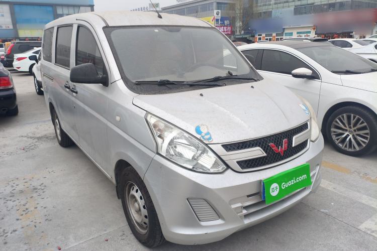 Used Wuling Rongguang V 2019 1.5L Practical Model China VI LAR Front Right 45 Deg