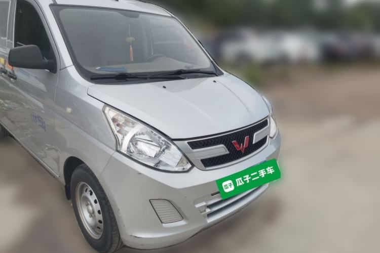 Used Wuling Rongguang V 2019 1.5L Window-Sealed Utility Model China VI LAR Front Right 45 Deg