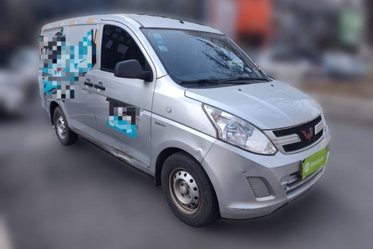 Used Wuling Rongguang V 2019 1.5L Van - Utility Model Front Right 45 Deg