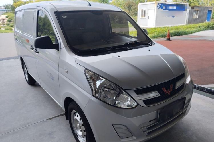 Used Wuling Rongguang V 2019 1.5L Window-Sealed Utility Model China VI LAR Front Right 45 Deg
