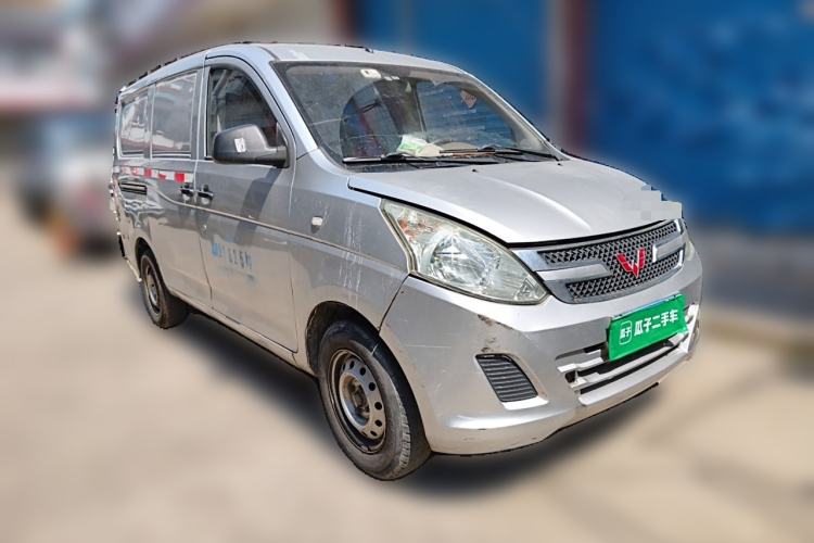 Used Wuling Rongguang V 2019 1.5L Window-Sealed Utility Model China VI LAR Front Right 45 Deg