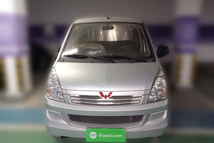 Used Wuling Rongguang V 2019 1.2L Van Utility Model Front