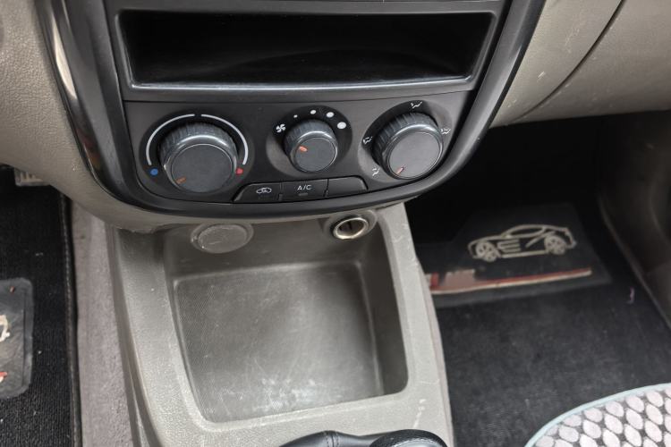 Used Wuling Rongguang V 2019 1.5L Practical Model China VI LAR Gear Lever