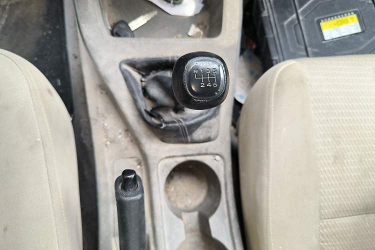 Used Wuling Rongguang V 2019 1.5L Van - Utility Model Gear Lever