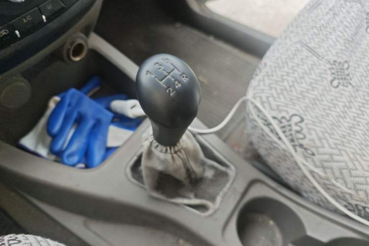 Used Wuling Rongguang V 2019 1.5L Van - Utility Model Gear Lever