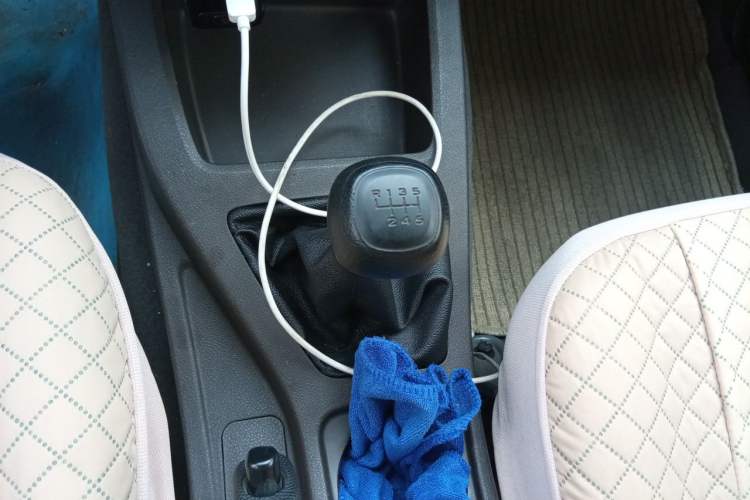 Used Wuling Rongguang V 2019 1.5L Standard Version China VI LAR Gear Lever