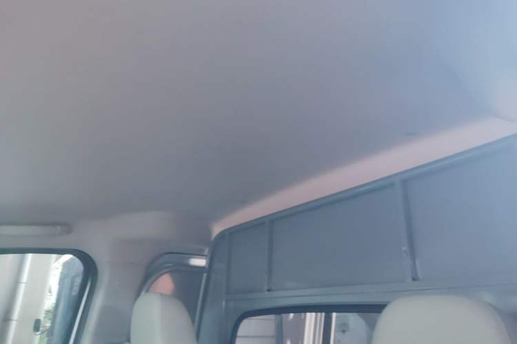 Used Wuling Rongguang V 2019 1.5L Window-Sealed Utility Model China VI LAR Headliner