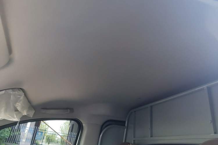 Used Wuling Rongguang V 2019 1.5L Window-Sealed Utility Model China VI LAR Headliner