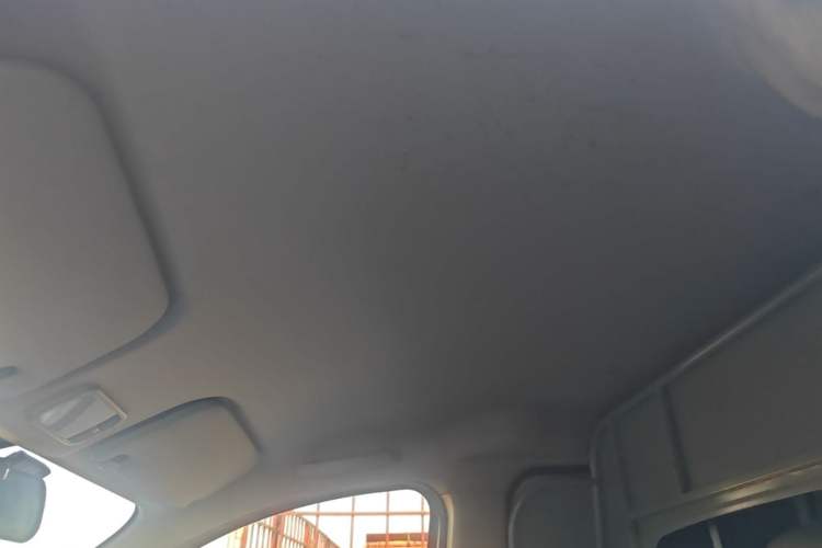 Used Wuling Rongguang V 2019 1.5L Window-Sealed Utility Model China VI LAR Headliner