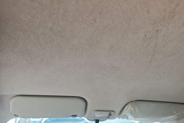 Used Wuling Rongguang V 2019 1.5L Practical Model China VI LAR Headliner