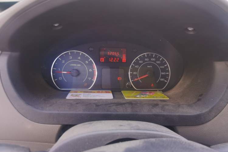 Used Wuling Rongguang V 2019 1.5L Practical Model China VI LAR Instrument Cluster