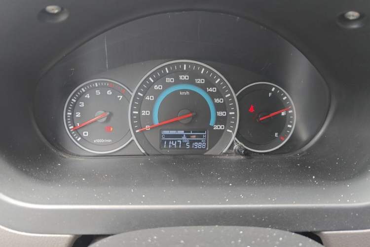 Used Wuling Rongguang V 2019 1.5L Standard Version China VI LAR Instrument Cluster