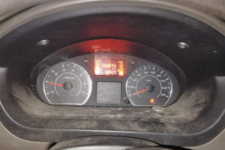 Used Wuling Rongguang V 2019 1.5L Window-Sealed Utility Model China VI LAR Instrument Cluster