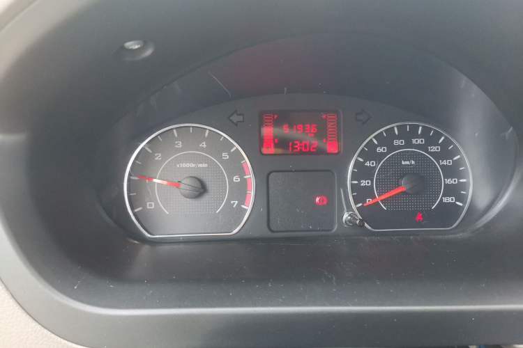 Used Wuling Rongguang V 2019 1.5L Window-Sealed Utility Model China VI LAR Instrument Cluster