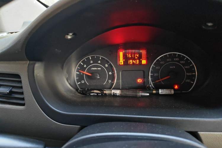 Used Wuling Rongguang V 2019 1.5L Window-Sealed Utility Model China VI LAR Instrument Cluster
