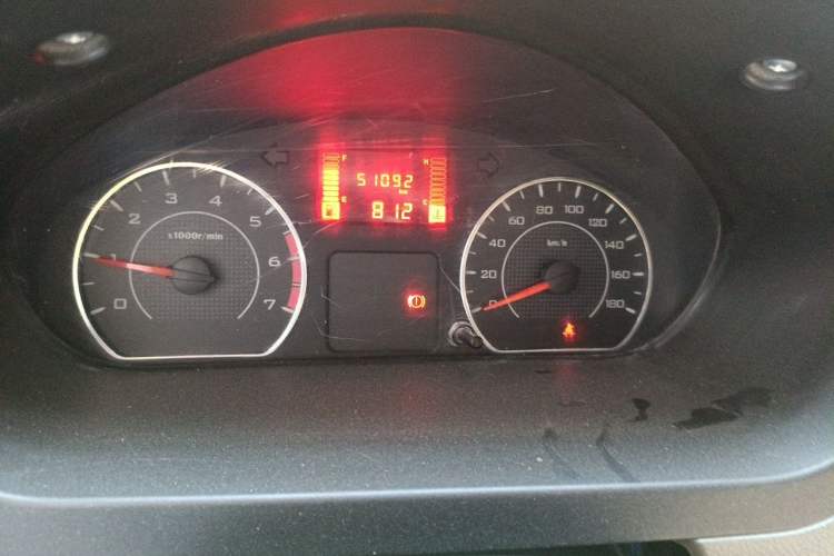 Used Wuling Rongguang V 2019 1.5L Window-Sealed Utility Model China VI LAR Instrument Cluster
