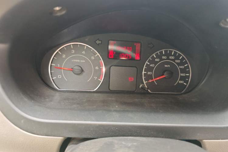 Used Wuling Rongguang V 2019 1.5L Window-Sealed Utility Model China VI LAR Instrument Cluster
