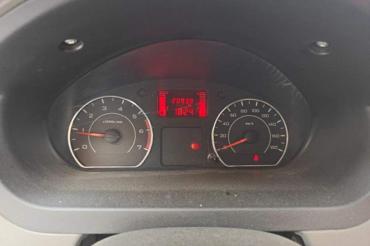 Used Wuling Rongguang V 2019 1.5L Window-Sealed Utility Model China VI LAR Instrument Cluster
