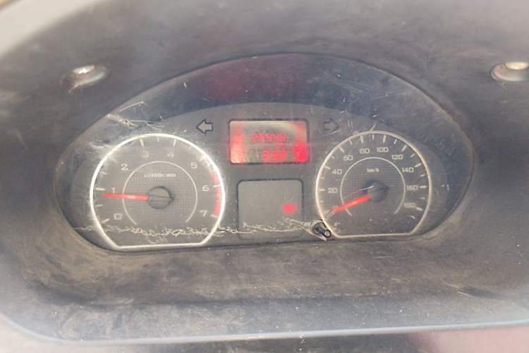 Used Wuling Rongguang V 2019 1.5L Window-Sealed Utility Model China VI LAR Instrument Cluster