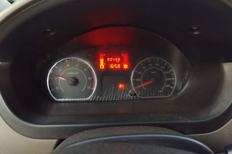 Used Wuling Rongguang V 2019 1.5L Practical Model China VI LAR Instrument Cluster