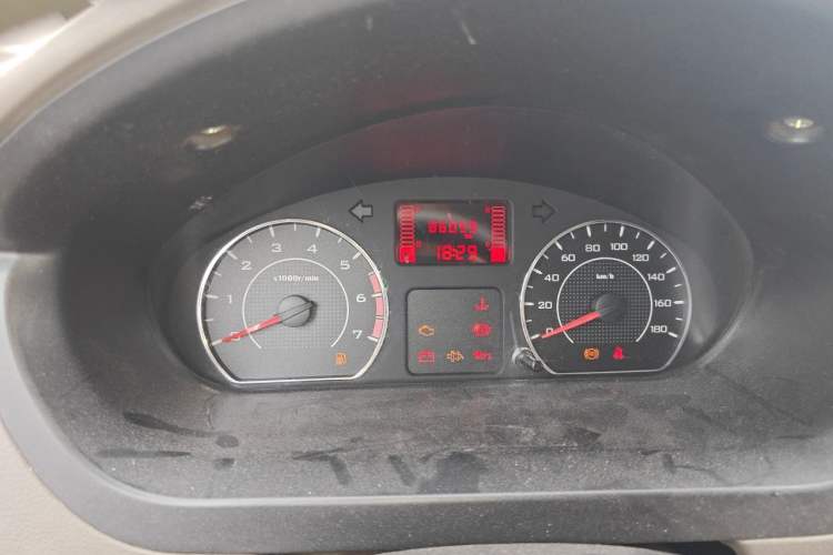 Used Wuling Rongguang V 2019 1.5L Window-Sealed Utility Model China VI LAR Instrument Cluster