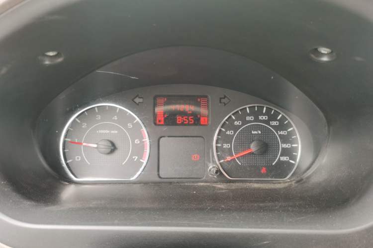 Used Wuling Rongguang V 2019 1.5L Window-Sealed Utility Model China VI LAR Instrument Cluster