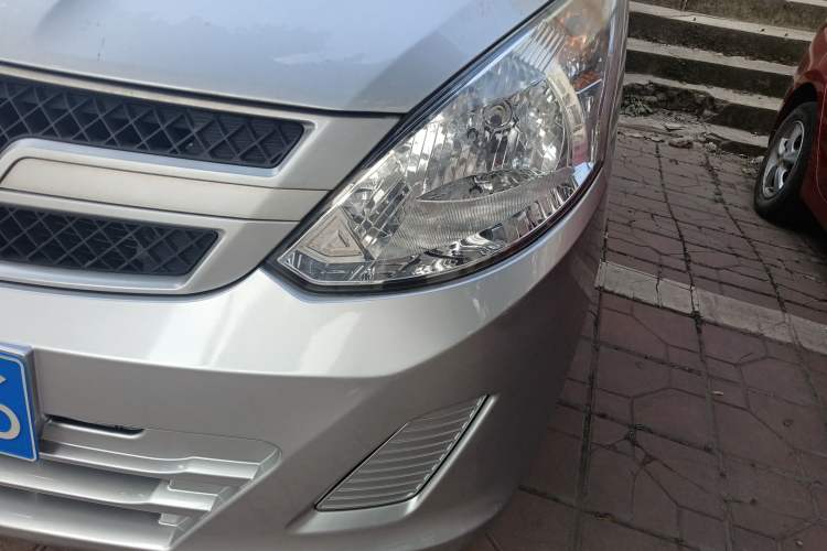 Used Wuling Rongguang V 2019 1.5L Window-Sealed Utility Model China VI LAR Left Front Headlight