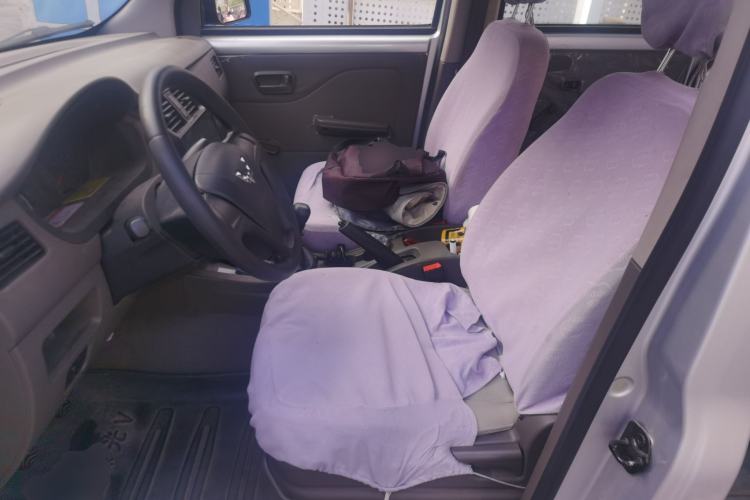 Used Wuling Rongguang V 2019 1.5L Practical Model China VI LAR Left Front Seat