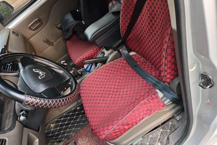 Used Wuling Rongguang V 2019 1.2L Van Utility Model Left Front Seat