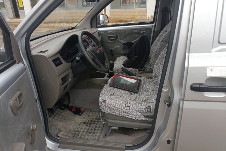 Used Wuling Rongguang V 2019 1.5L Van - Utility Model Left Front Seat