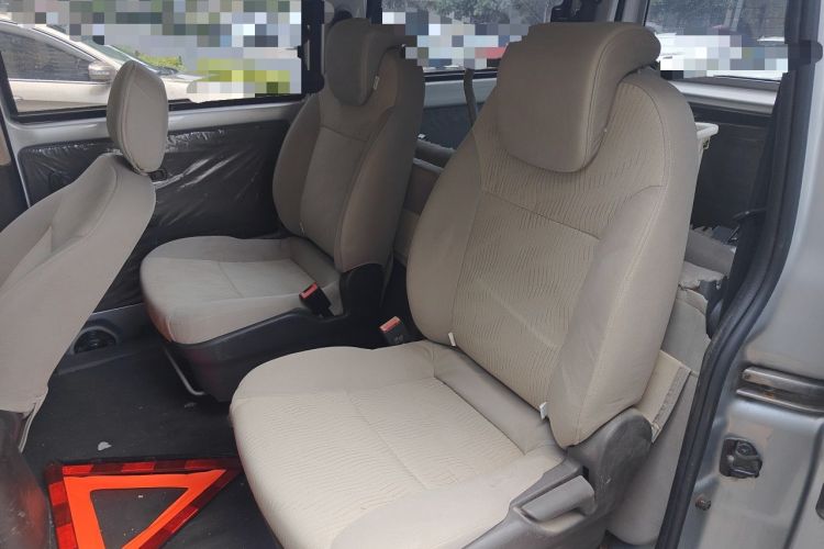 Used Wuling Rongguang V 2019 1.5L Standard Version China VI LAR Left Rear Seat