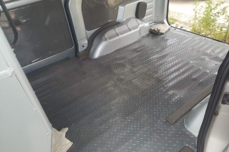 Used Wuling Rongguang V 2019 1.5L Window-Sealed Utility Model China VI LAR Left Rear Seat